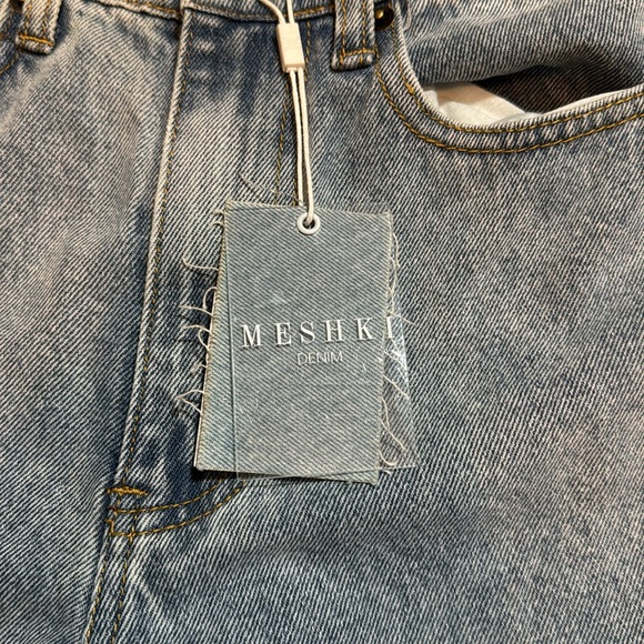 NWT Meshki Kira Raw Hem Longline Boyfriend Shorts - Picture 2 of 7